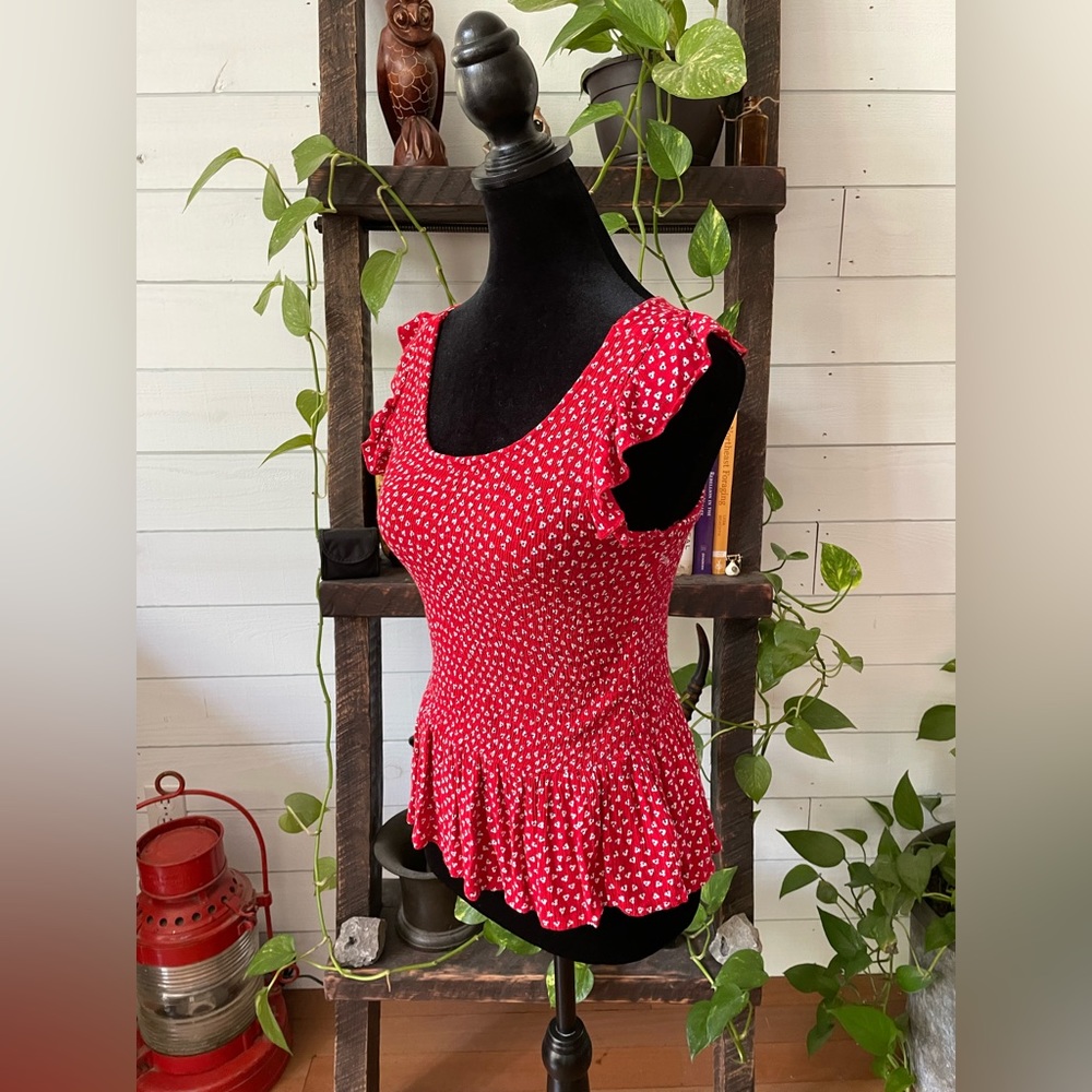 Sim & Sam: Red Cropped Top - Picture 16 of 17